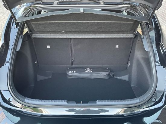 Afbeeldingen van Toyota Corolla Hatchback Hybrid