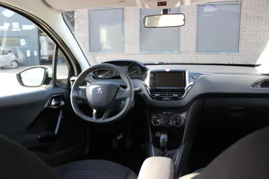 Afbeeldingen van Peugeot 208 ACTIE