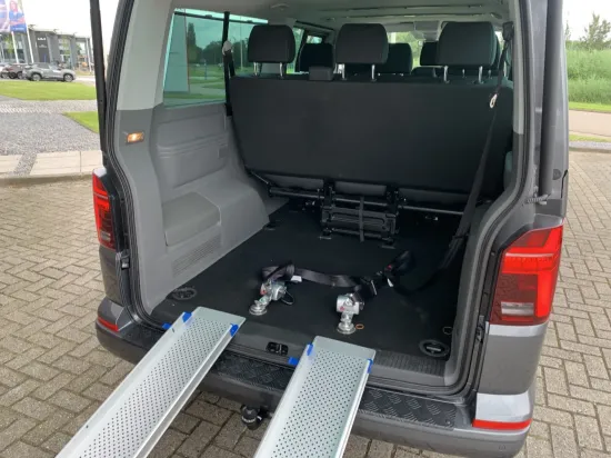 Afbeeldingen van VW Caravelle Rolstoelbus (verlengd)